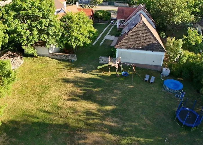 Falusi Vendégház, Rural Nagyvázsony