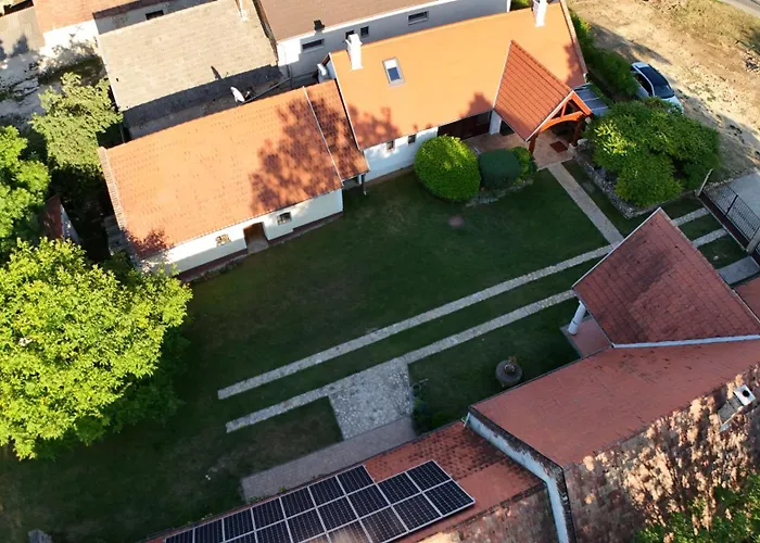 Hébergement de vacances Falusi Vendégház, Rural