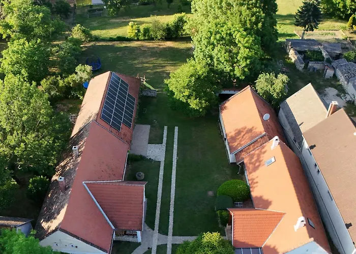 Falusi Vendégház, Rural *