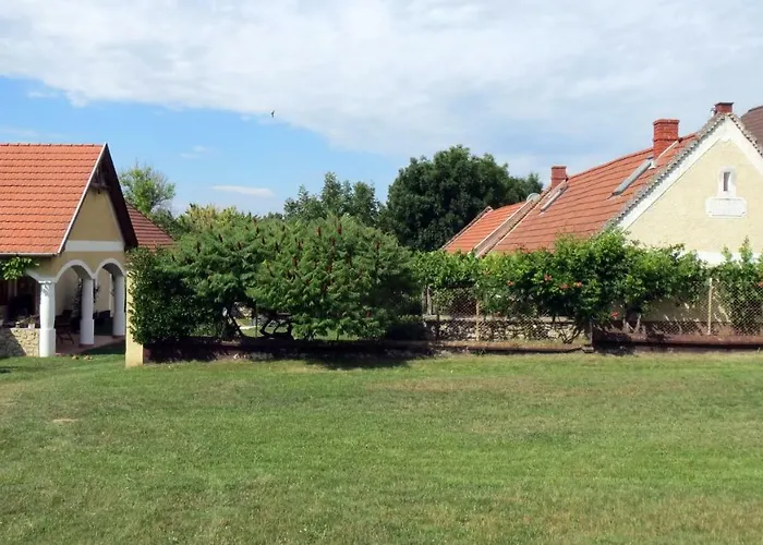 Falusi Vendégház, Rural * Nagyvázsony